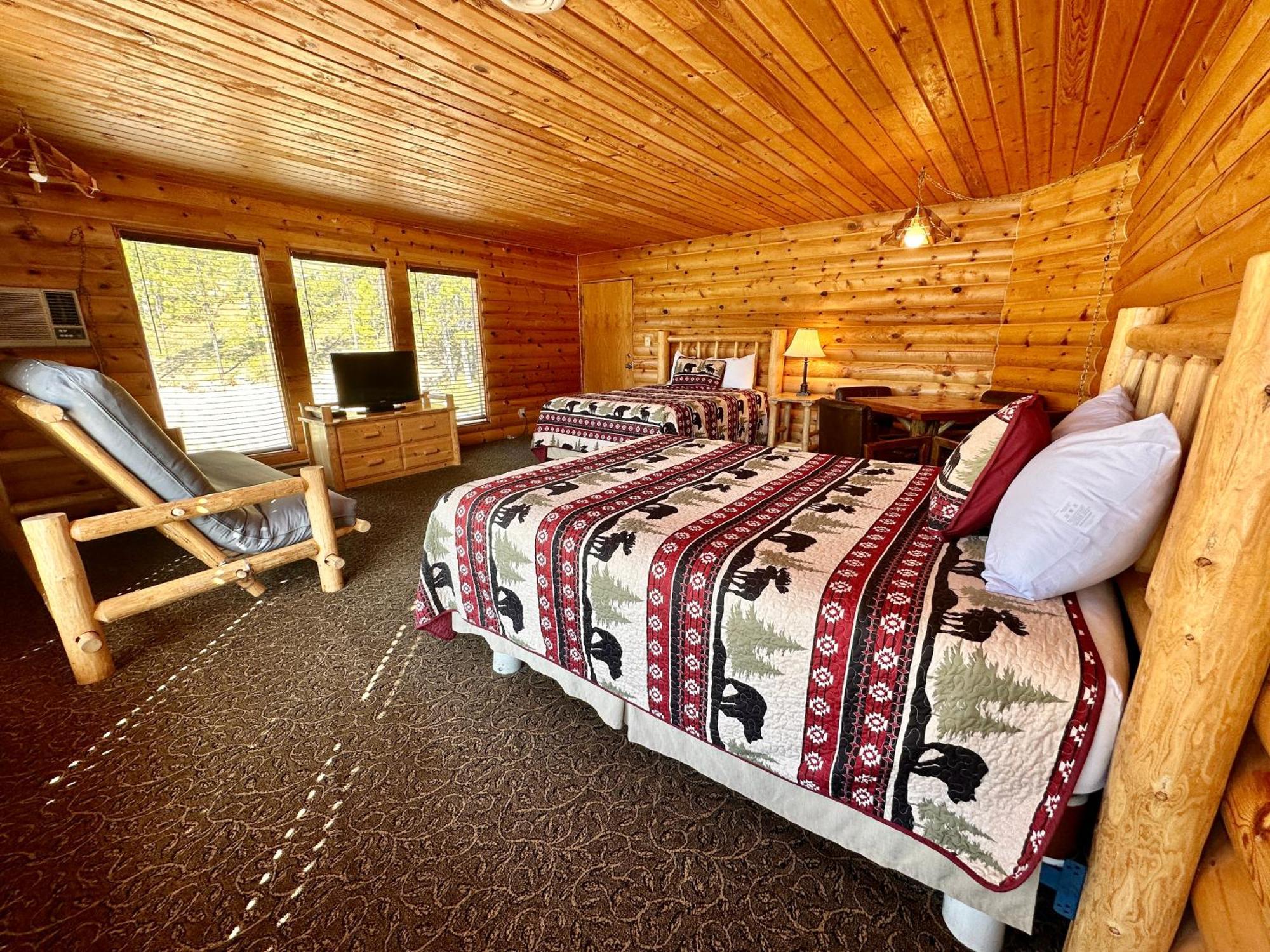 The Lodge At Lolo Hot Springs Zewnętrze zdjęcie